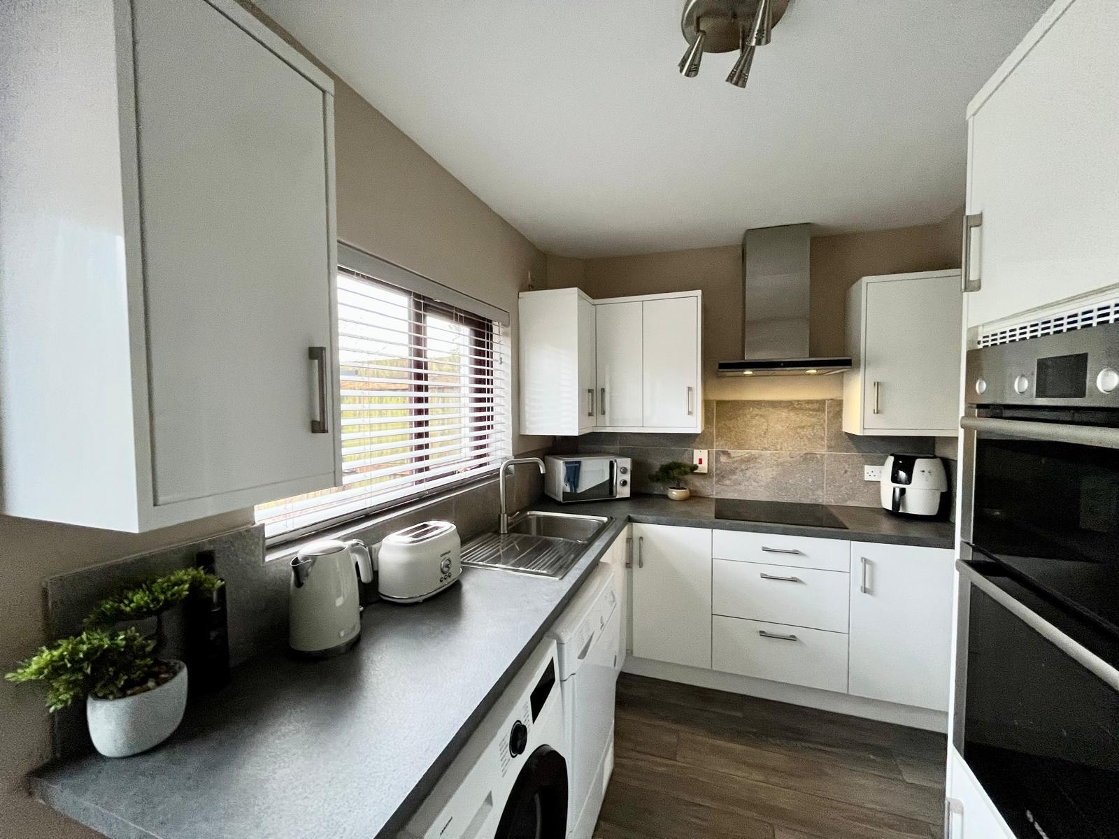 74d3b247-944e-4c0b-80b3-6f4d21679a4f