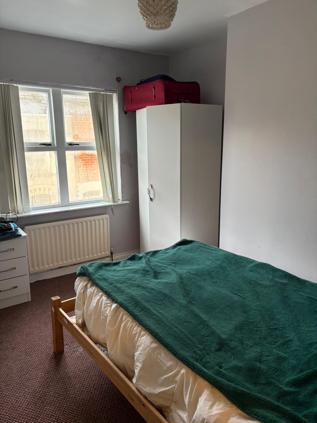 b422af96-e5d1-4fd4-9c7e-f35eb58d6ae2