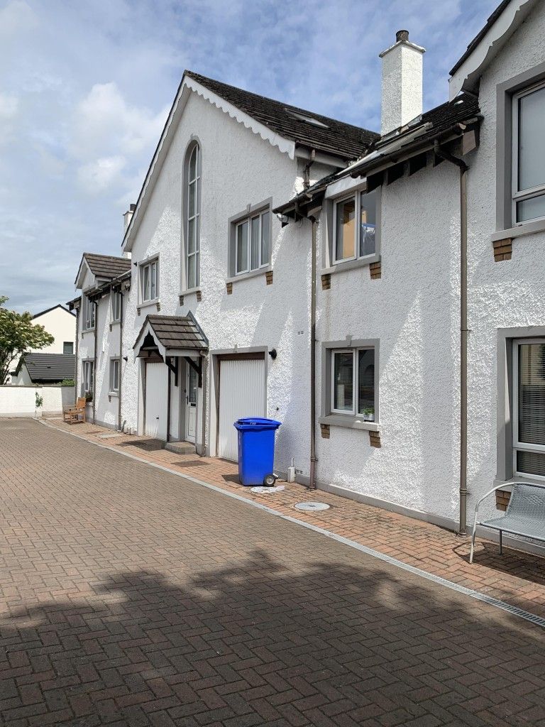 Apt 1, Ashton Manor